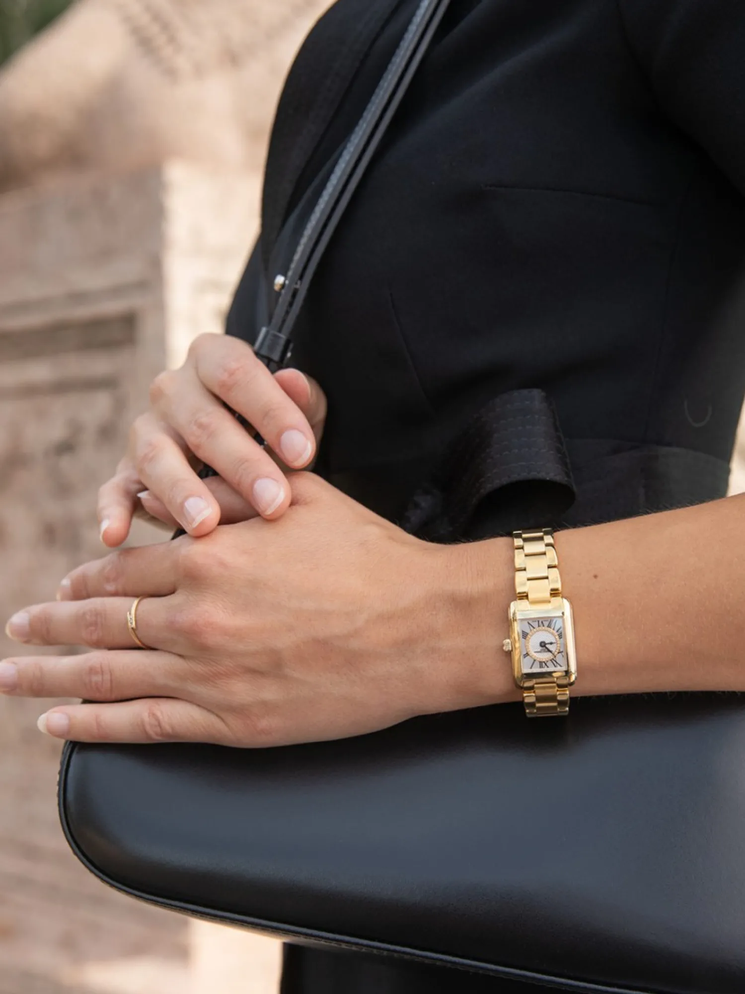 frederique_constant_class_2-1.webp Hot Classics Carrée FC-200MCDC25B DAMES Dames Horloges