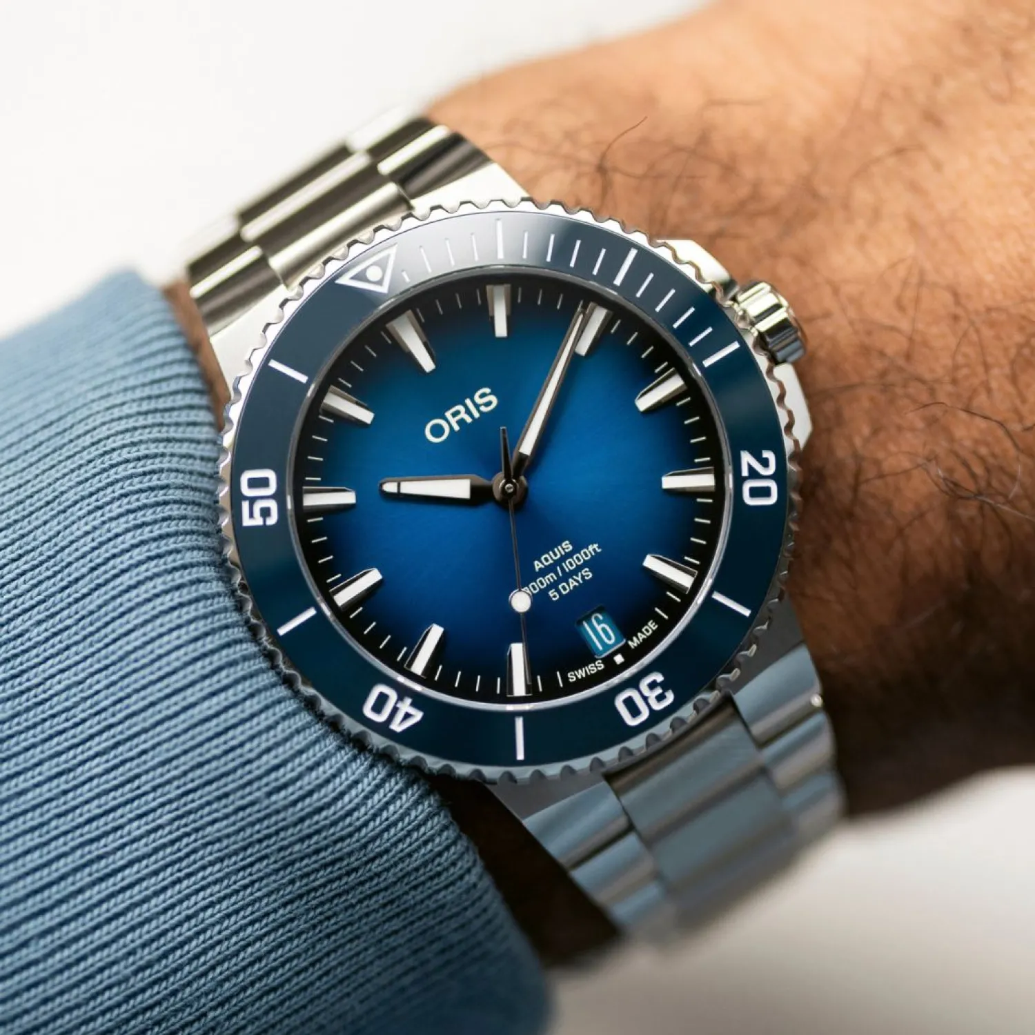 oris_aquis_date_calibre___2.webp Discount Aquis Date Calibre 400 - 01 400 7790 4135-07 8 23 02PEB Heren Heren Horloges | Duikhorloges