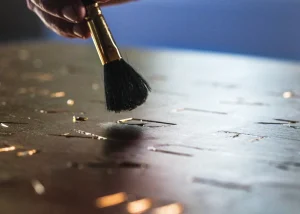 Fashion Earth 45 Creator's Edition - Gold Qlocktwo