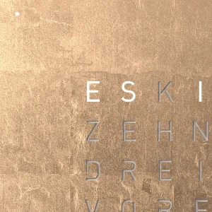 Online Earth 45 Universe Edition - Moon Gold Qlocktwo